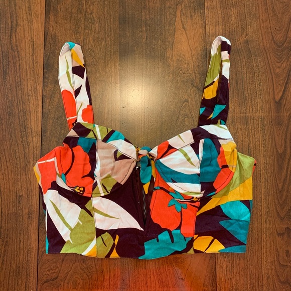 ASTR Catalina tropical crop top - Picture 3 of 6